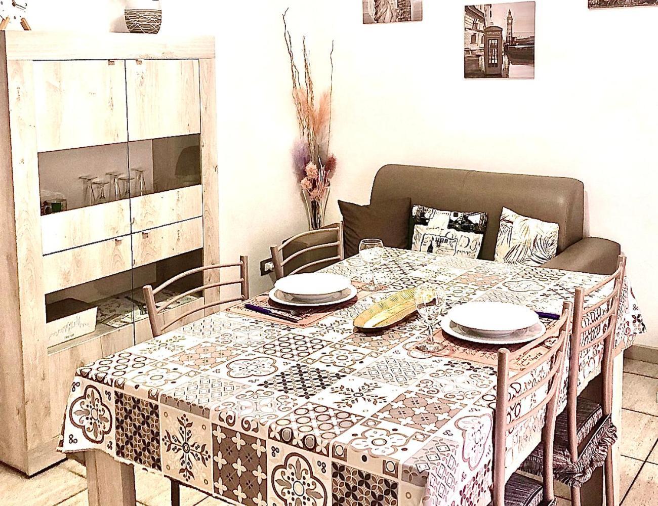 La Maison De Famille Appartamento Indipendente Con Cucina E Lavatrice 올비아 외부 사진